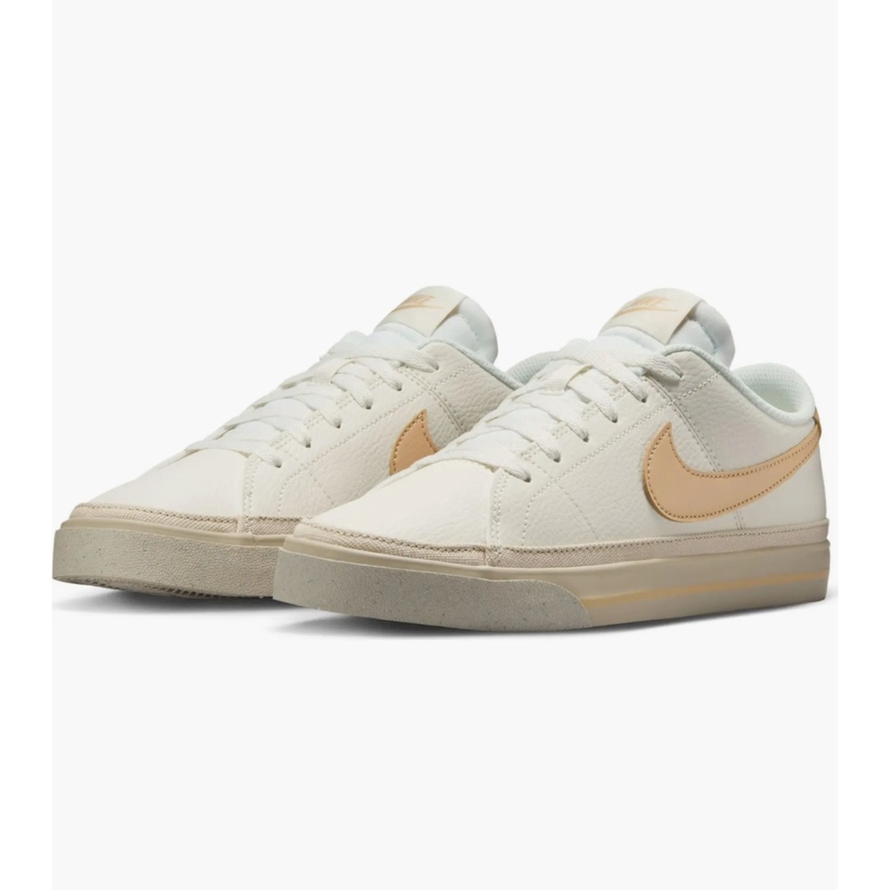 Nike women’s court legacy sneaker size 8.5 sail/white onyx/sand drift
